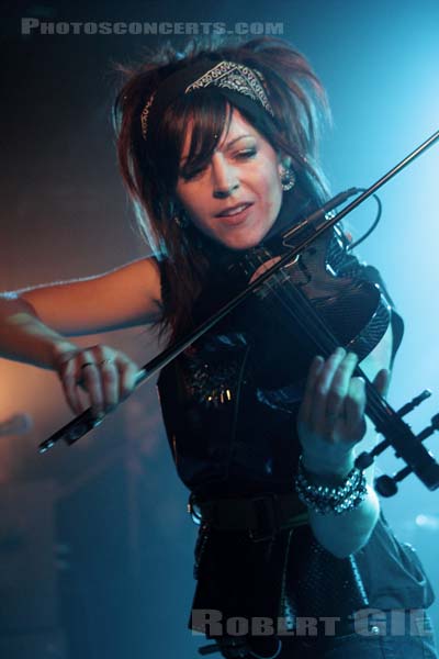 LINDSEY STIRLING - 2013-01-18 - PARIS - La Maroquinerie - 